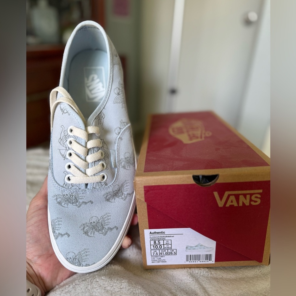 Vans Authentics Love You To Death BNIB Never Worn - 8.5M / 10W - Light Blue